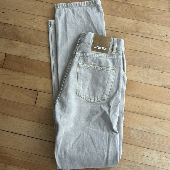 Jacquemus Women’s Jeans size 26 - Picture 3 of 5